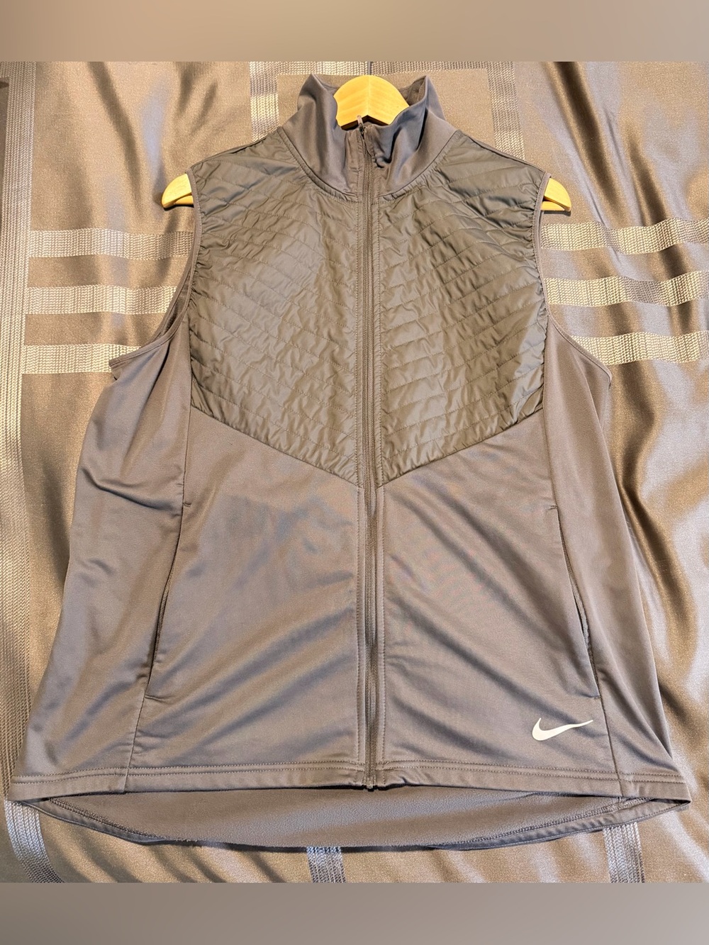 Nike Quilted Vest Athletic Full Zip Gray XL
